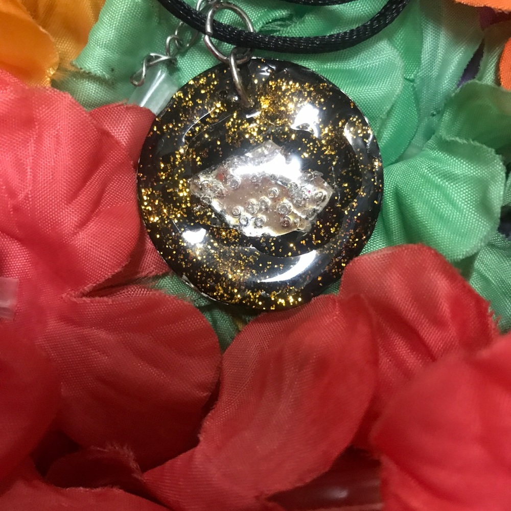 🤍🖤Beautiful Necklace🤍🖤